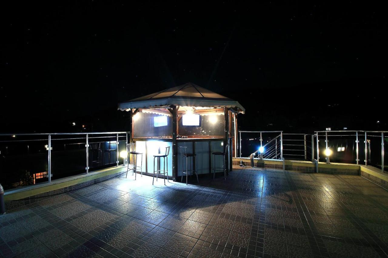 Ferienwohnung Deluxemaisonettes In Panoramic Roof Complex Baltschik Exterior foto